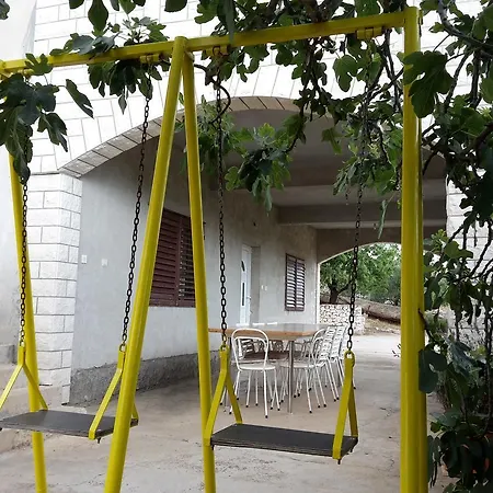 Grebastica 13860b Apartmán