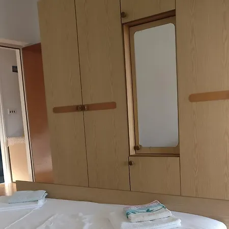 Apartmán Grebastica 13860b